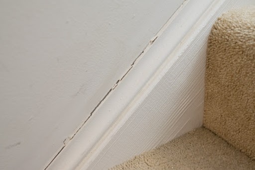 Fill in the baseboards - Home Decor