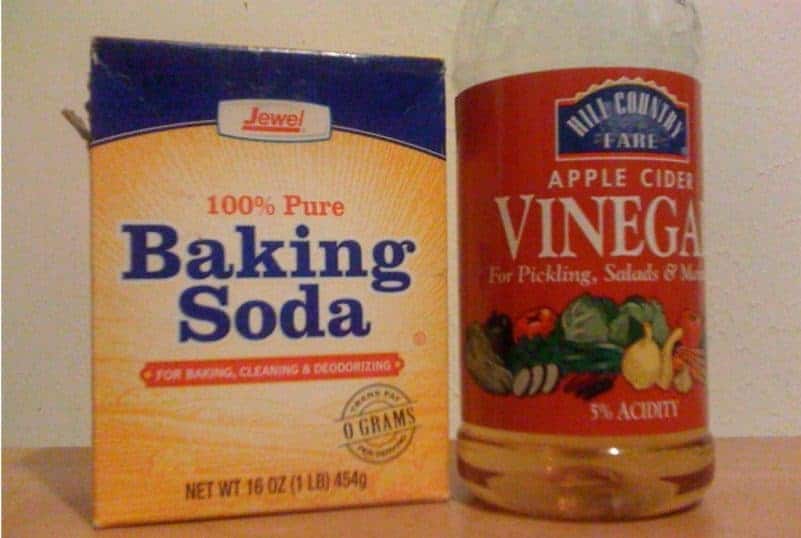 Vinegar and Baking Soda - home remodeling hack