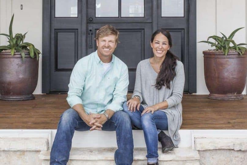 HGTV Shows: Buying Furniture