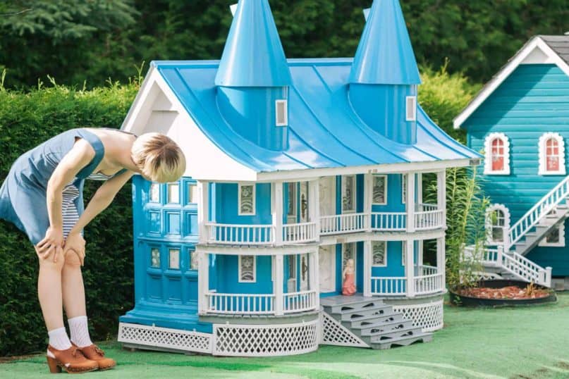 20 Ridiculously Expensive Luxury Playhouses!