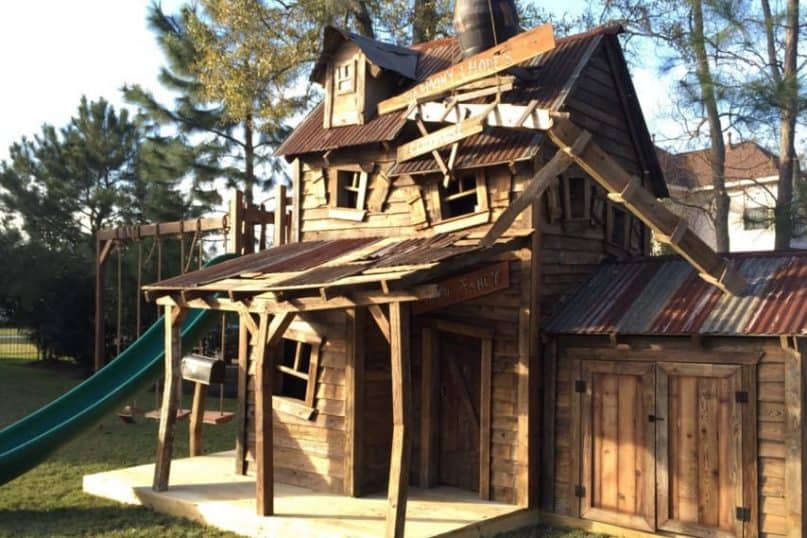 The Hillbilly Hampton Playhouses