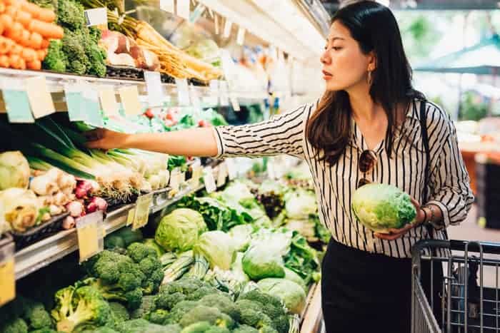 reduce waste tips: Buy Clearance Items at the Supermarket 