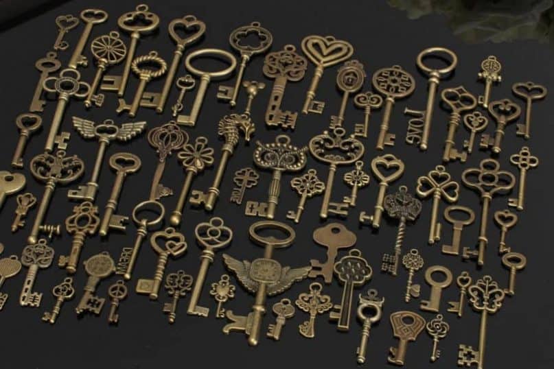 Set of 69 Antique Keys