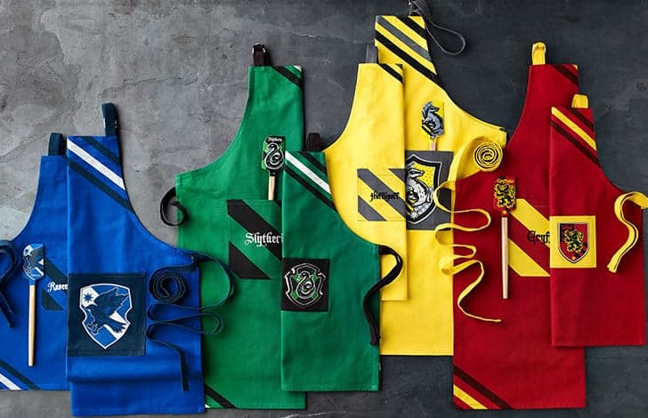 Hogwarts apron