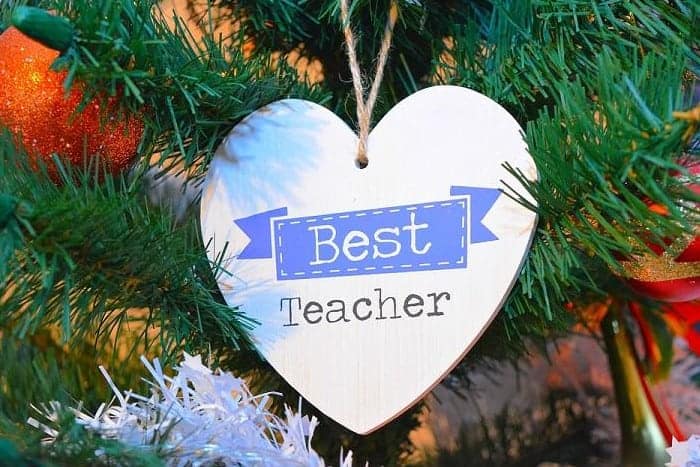 DIY teacher decorations