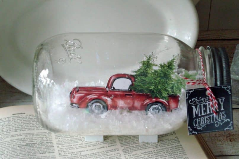 Mason Jar Snow Globe