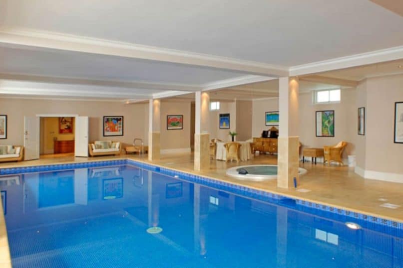 The Swimming Pool Indoor