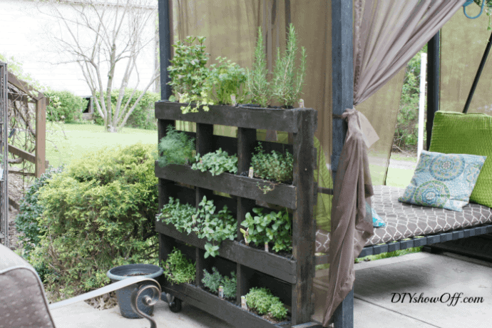 Garden of Vertical Pallets