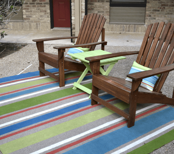 Paint an outdoor carpet