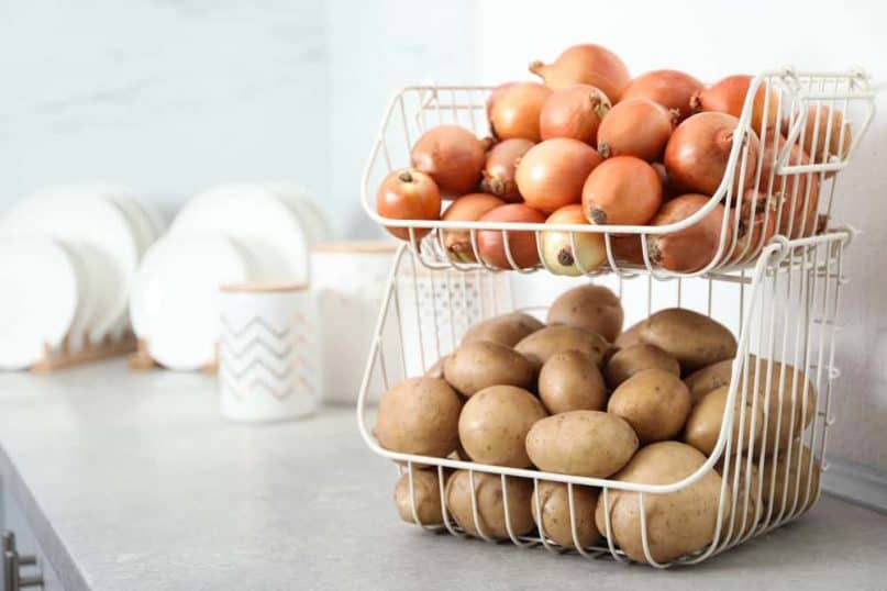 Store Dry Products by Stacking Racks and Baskets