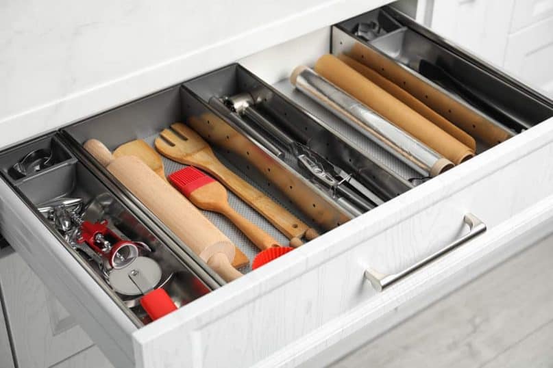 Split drawers for easy storage and search