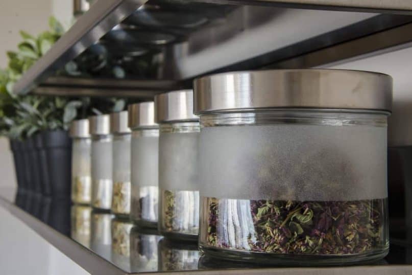 Keep Food Fresh by Using Airtight Containers