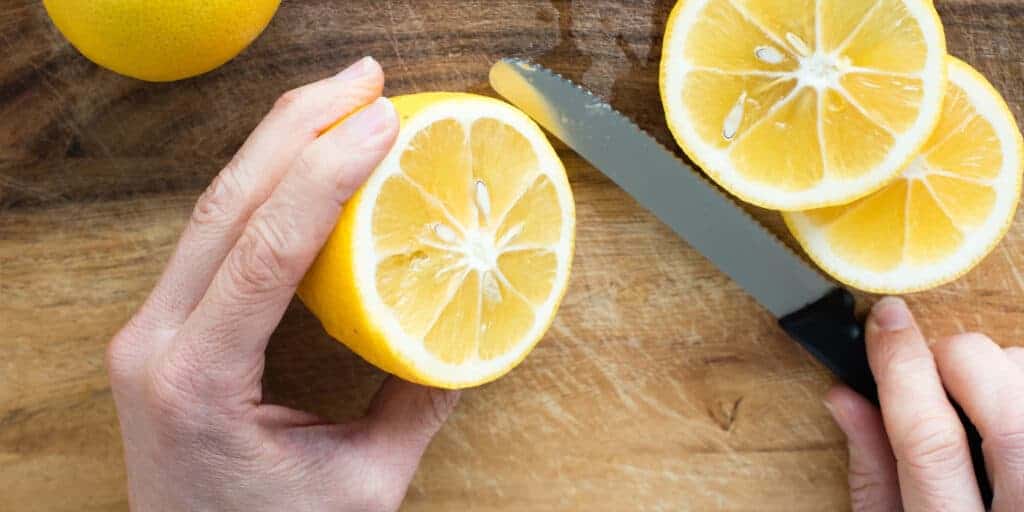 Clean your dishes with lemon